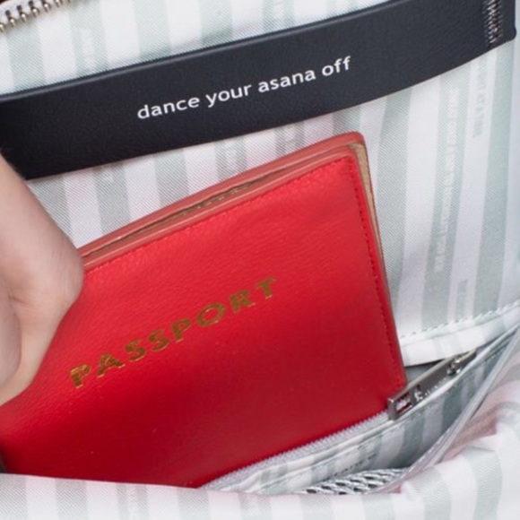 Lululemon festival bag - Picture 3 of 5